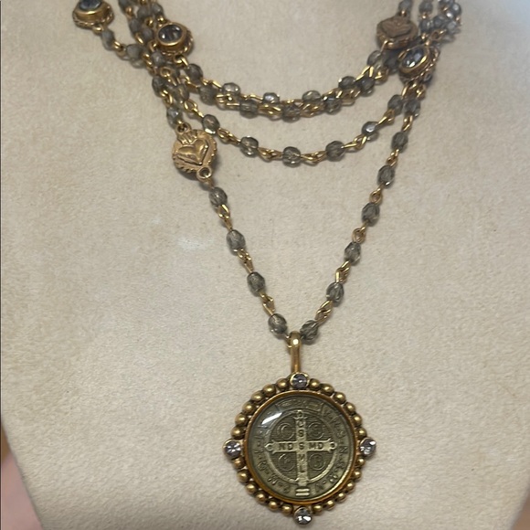 Magdalena Rosary Elegant Gold Multi-Layer Necklace - Picture 2 of 8